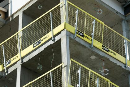 Edge protection balcony