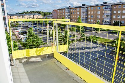 Edge protection precast slab edges